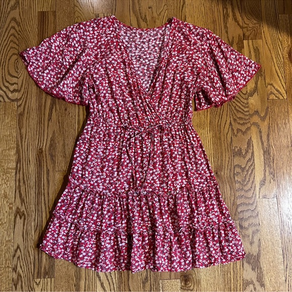 Red Floral Print Surplice Dress by SHEIN - Picture 2 of 7